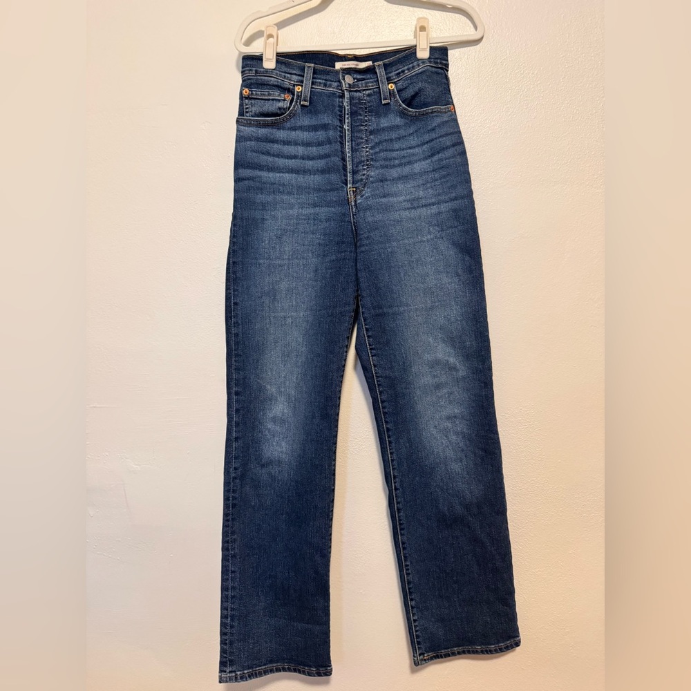 Levi’s Ribcage Straight Jeans